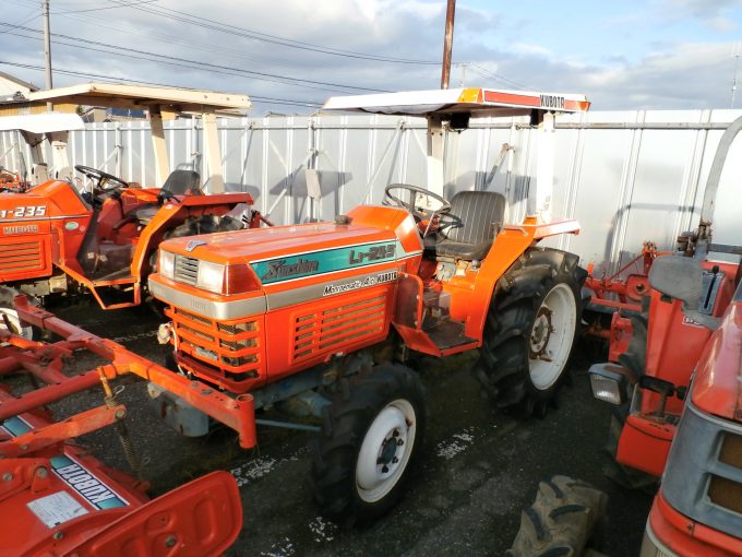 KUBOTA  L1-245DT